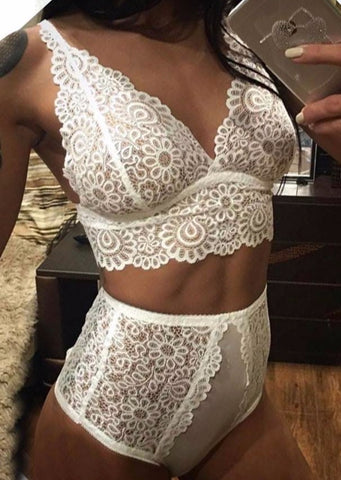 Lace Temptation Bralette set